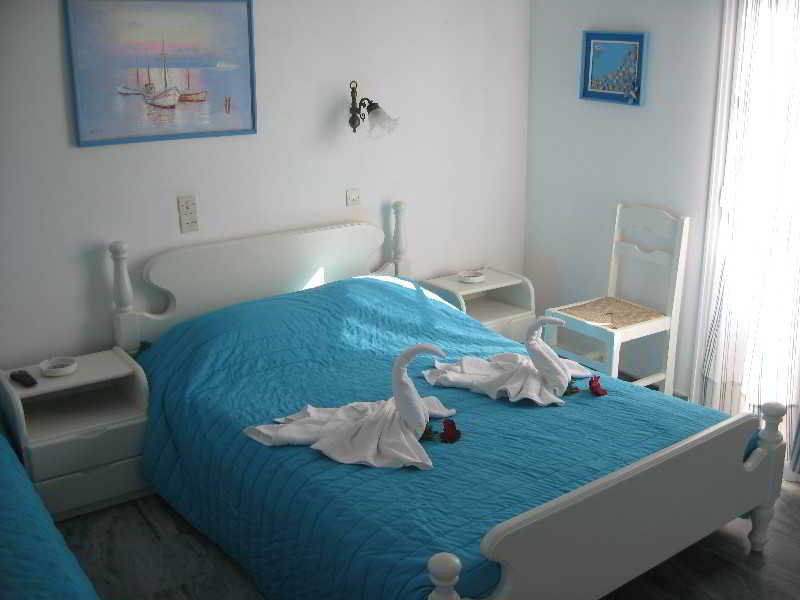 Augusta Studios & Apartments Науса Екстериор снимка