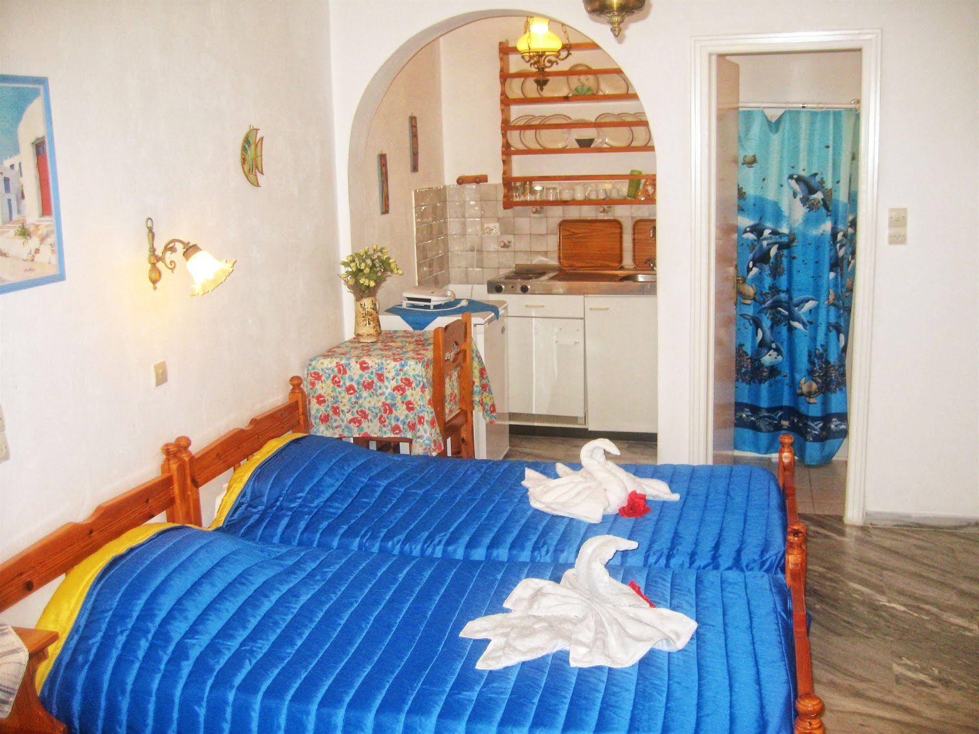 Augusta Studios & Apartments Науса Екстериор снимка